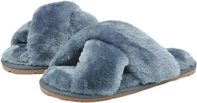 Furry Slippers to Keep Your Toes Toasty: A Review